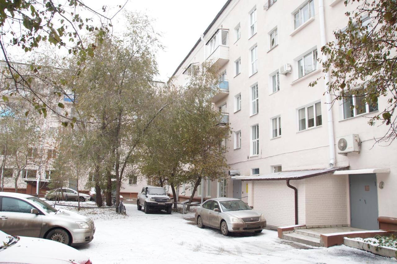 Yutniye Metry On Karla Marksa Apartment Omsk Exterior photo